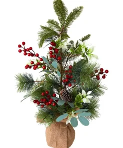 Cheery Berry Christmas Tree