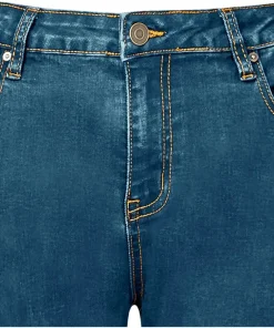 Must Have Skinny Fit Jeans
