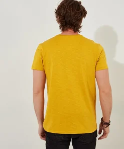 Retro Camera Tee