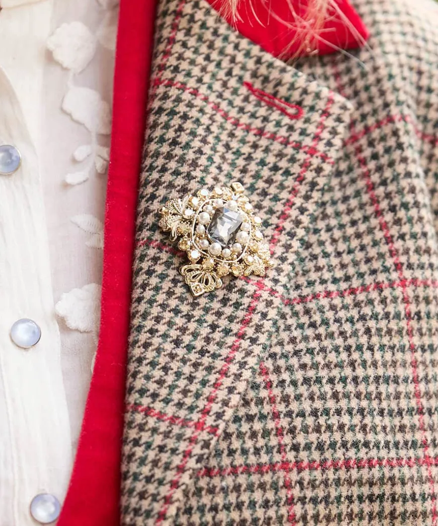 Shimmering In Vintage Brooch Set
