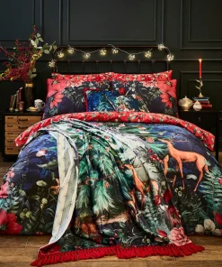 Wondrous Woodland Festive Reversible Duvet Set